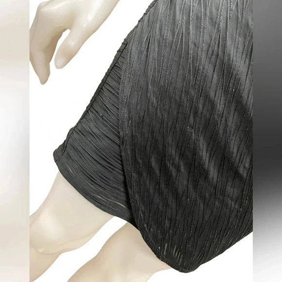 Le  Chateau Black Open Arm Dress Size Small - Picture 5 of 8